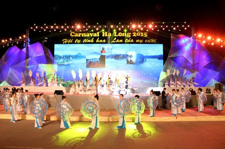 Quảng Ninh: Sôi Động Lễ Khai Mạc Carnaval Hạ Long 2015