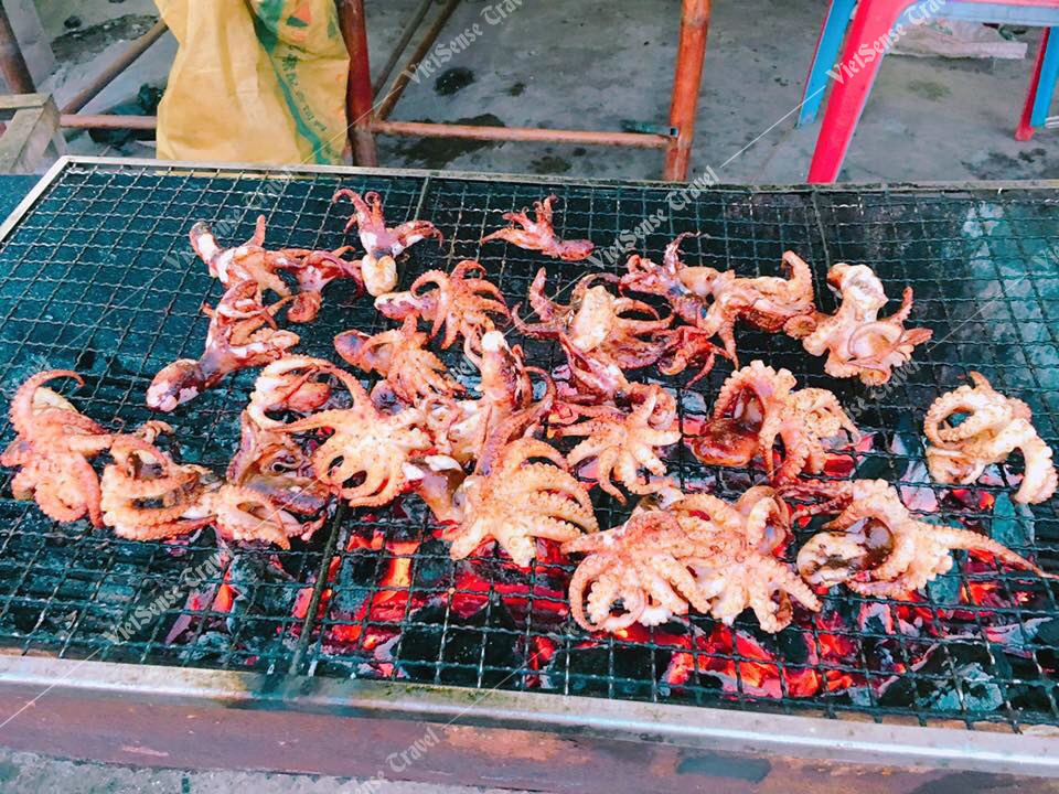 Lưu  ý khi đi thăm Cô Tô Con - Ảnh 2 Lưu  ý khi đi thăm Cô Tô Con - Ảnh 2