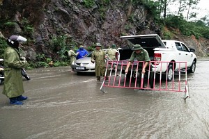 Du Lịch Miền Bắc Tê Liệt Vì Mưa Lũ Du Lịch Miền Bắc Tê Liệt Vì Mưa Lũ