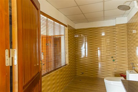 Khách Sạn Hùng Phương