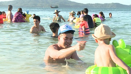 THà Nội - Vân Đồn - Cô Tô - Bãi Đá Cầu My - Cảng Cái Rồng | Dịp 30/4 4 Ngày 3 Đêm