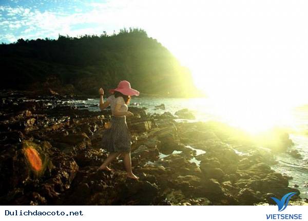 bãi Đá Cầu Mị, Nơi Giao Thoa Của Đá, Nước Và Nền Trời - Ảnh 2