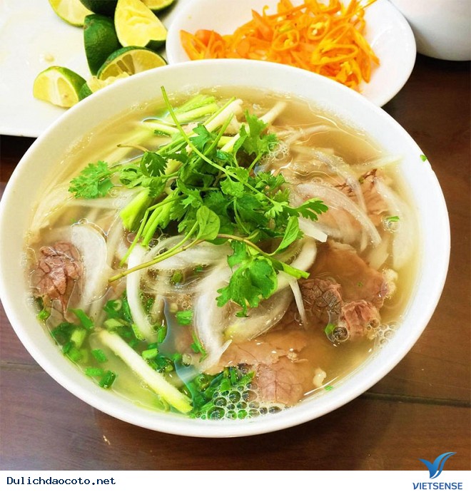 Sá sùng khô nấu nước phở - Ảnh 1