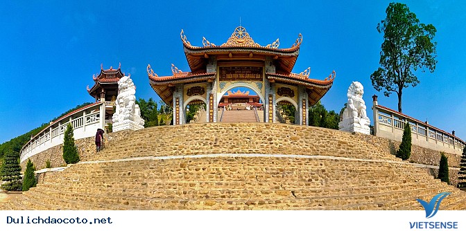 Ghé thăm Cái Bầu ngôi chùa ven biển đẹp nhất miền bắc - Ảnh 2 Ghé thăm Cái Bầu ngôi chùa ven biển đẹp nhất miền bắc - Ảnh 2