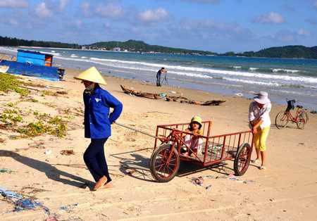 Chùm Ảnh Cuộc Sống Thường Ngày Trên Đảo Cô Tô - Ảnh 12 Chùm Ảnh Cuộc Sống Thường Ngày Trên Đảo Cô Tô - Ảnh 12