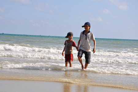 Chùm Ảnh Cuộc Sống Thường Ngày Trên Đảo Cô Tô - Ảnh 5 Chùm Ảnh Cuộc Sống Thường Ngày Trên Đảo Cô Tô - Ảnh 5