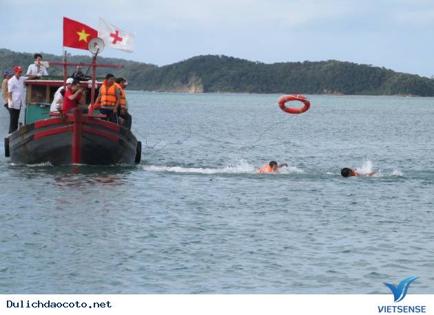 Đảo Cô Tô Diễn Tập Cứu Hộ Trên Biển - Ảnh 2
