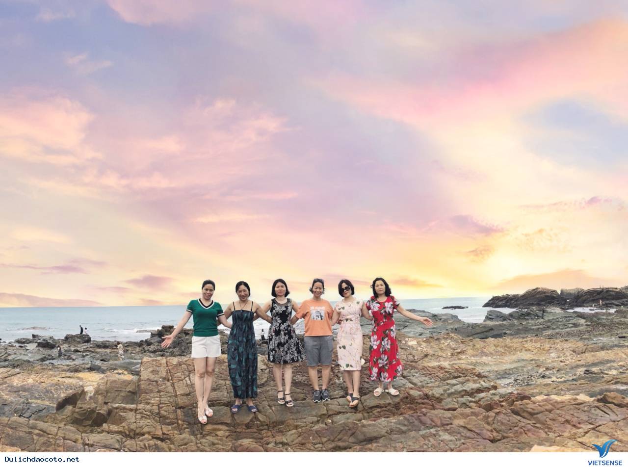 Hình Ảnh Đoàn chương trình Cô Tô Dịp Lễ 30/4 - Ảnh 11 Hình Ảnh Đoàn chương trình Cô Tô Dịp Lễ 30/4 - Ảnh 11