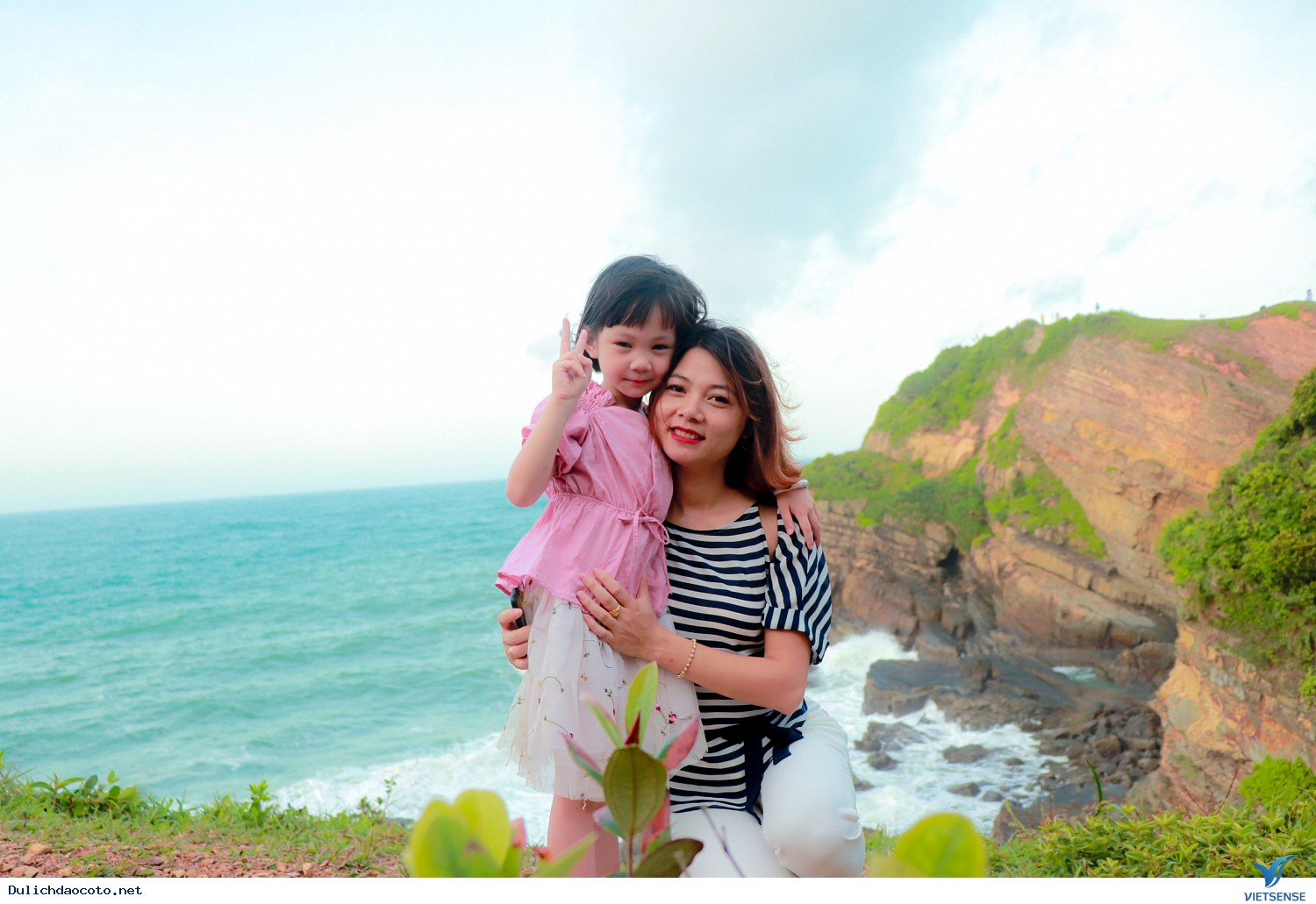 Hình Ảnh Đoàn chương trình Cô Tô Mùa Hè Tháng 6 - Ảnh 9