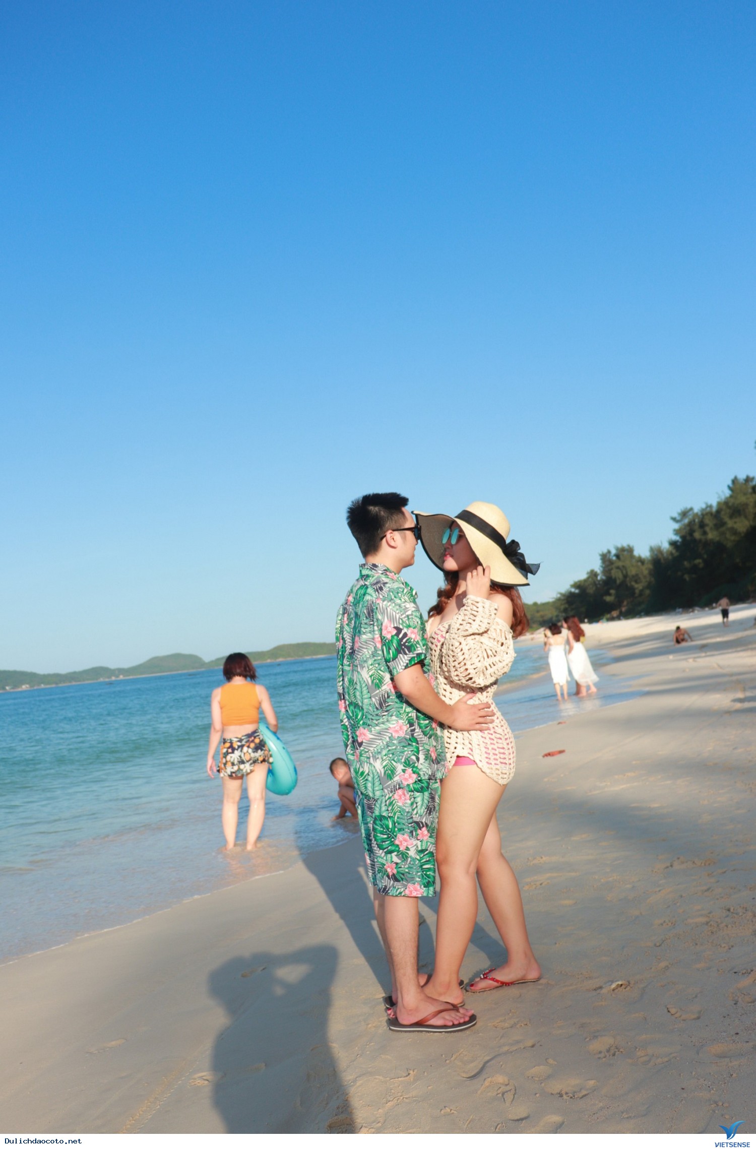 Hình Ảnh Đoàn chương trình Cô Tô Tháng 6 - Ảnh 10 Hình Ảnh Đoàn chương trình Cô Tô Tháng 6 - Ảnh 10