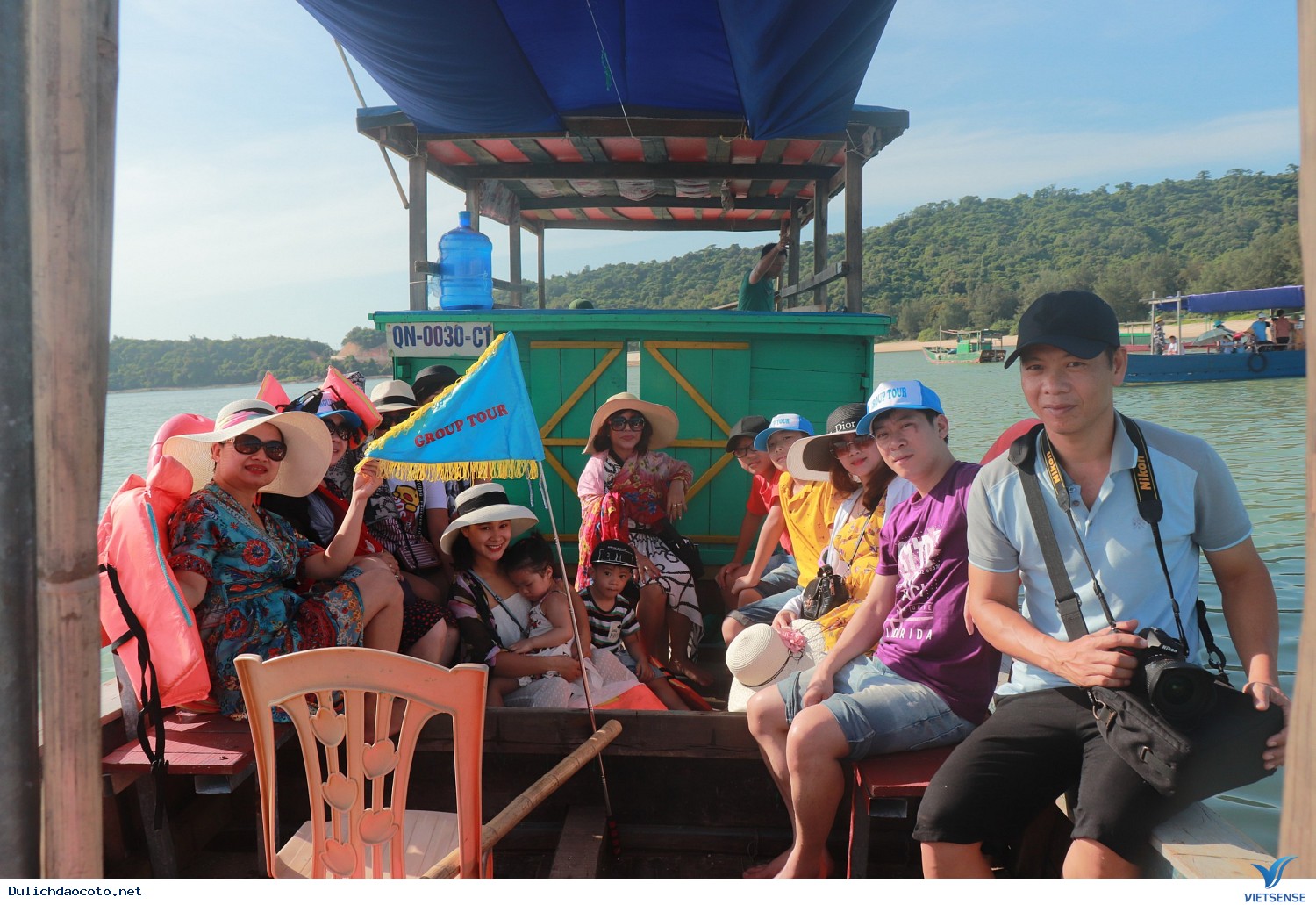 Hình Ảnh Đoàn chương trình Cô Tô Tháng 6 - Ảnh 4 Hình Ảnh Đoàn chương trình Cô Tô Tháng 6 - Ảnh 4