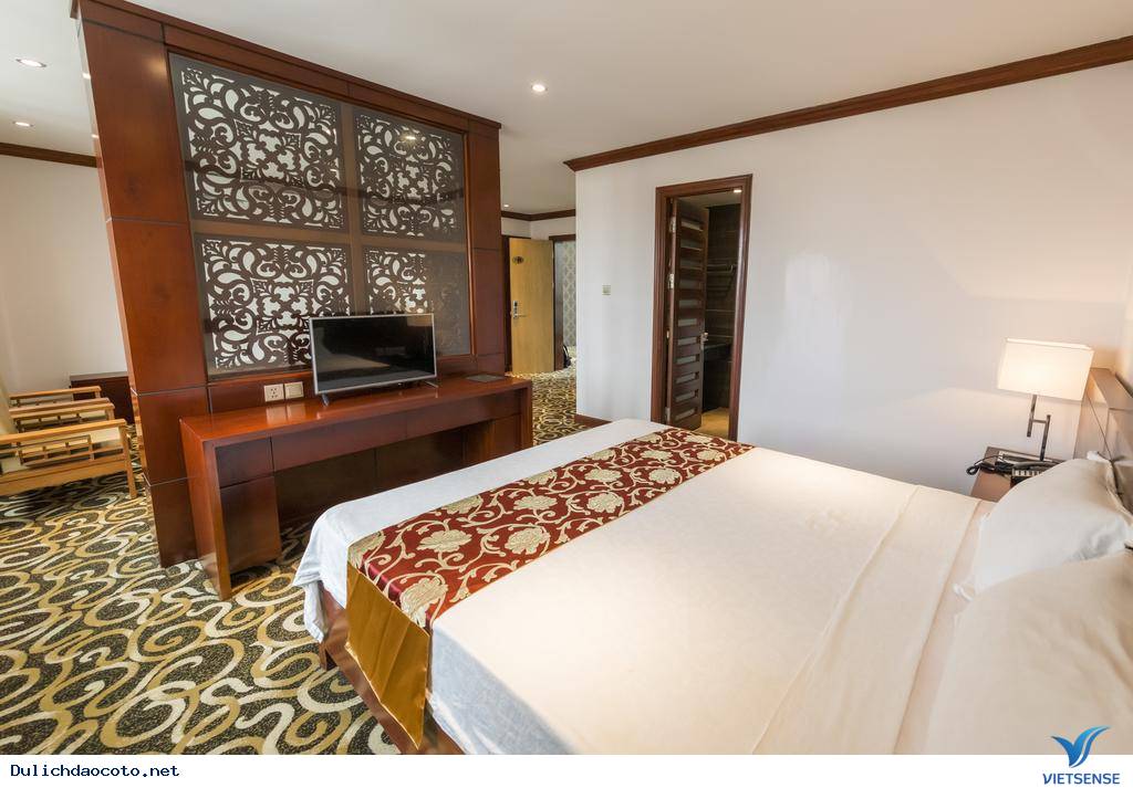 Khách sạn Hoàng Trung