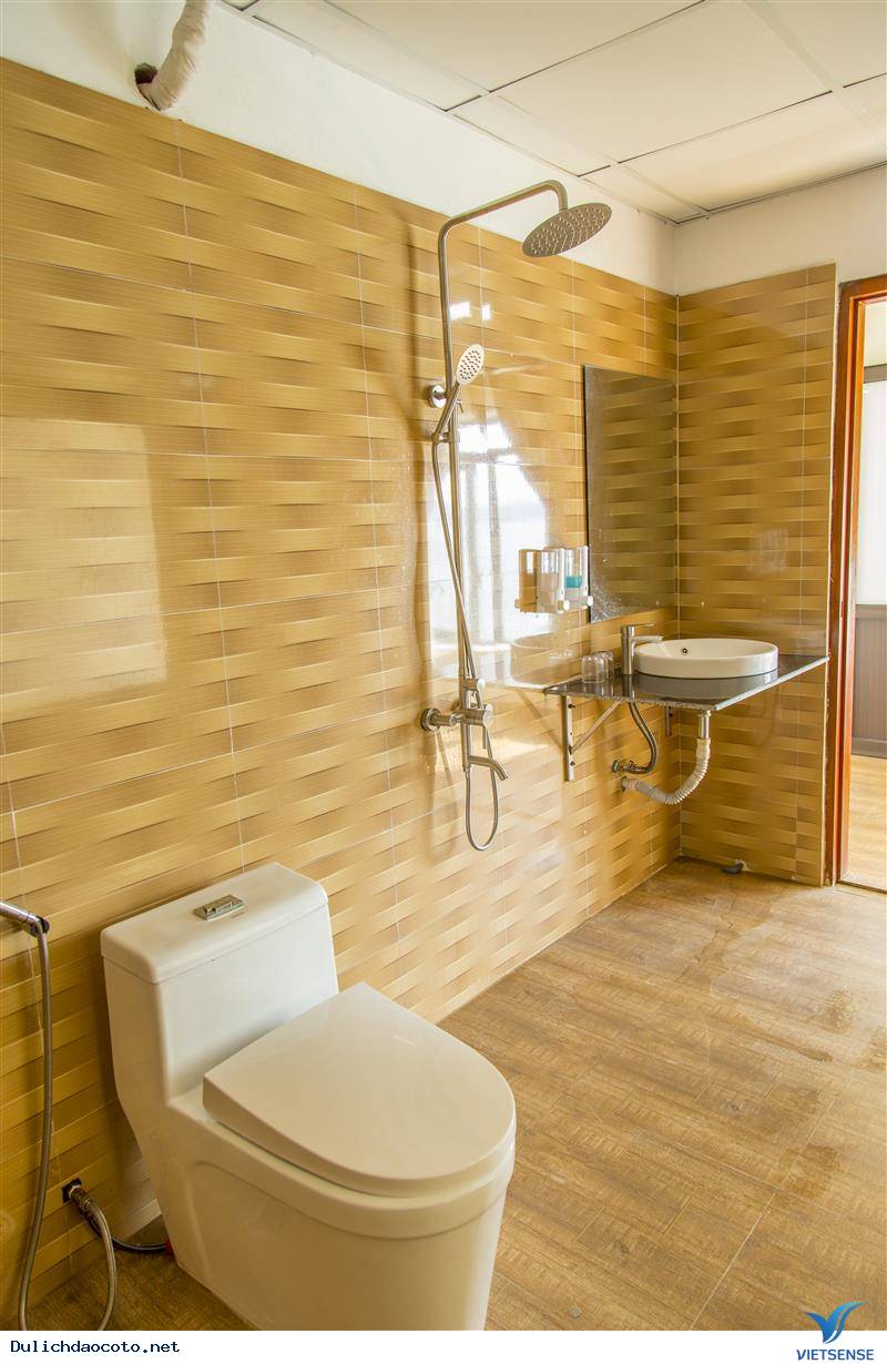 Khách sạn Hùng Phương Cô Tô