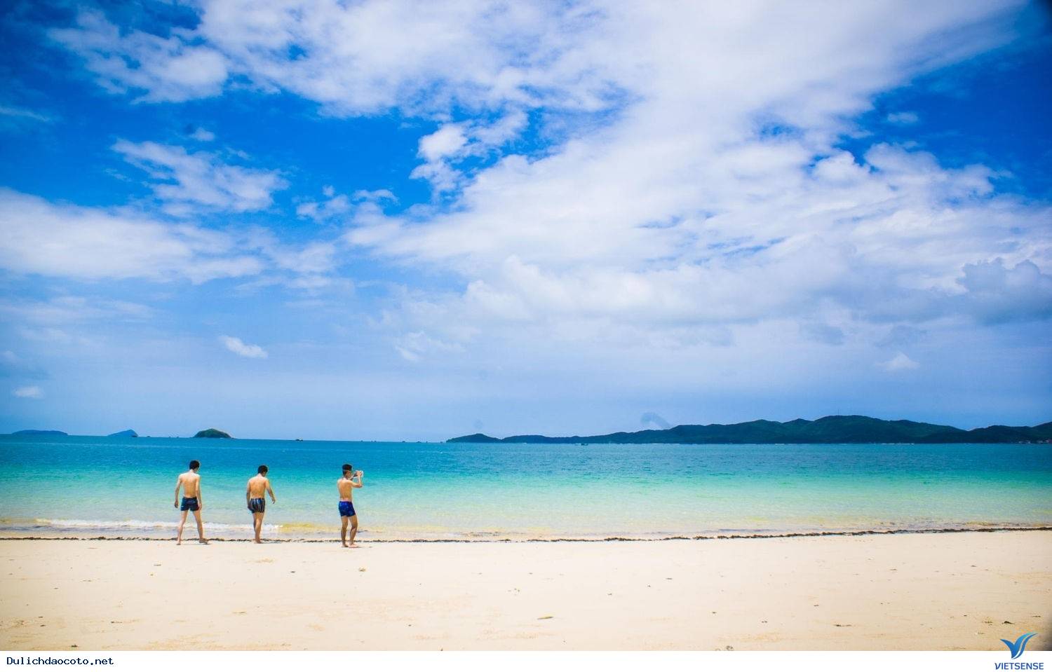 Những điều thú vị khi đến Bãi biển Hồng Vàn - Ảnh 1 Những điều thú vị khi đến Bãi biển Hồng Vàn - Ảnh 1