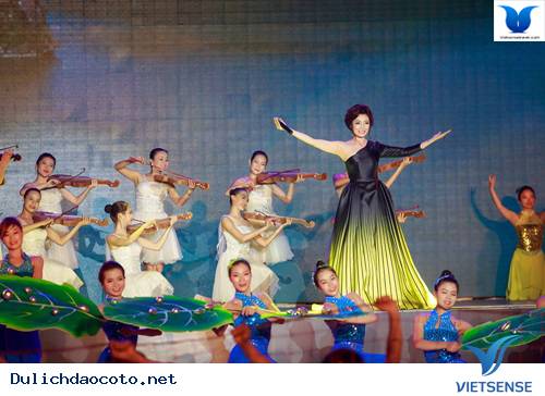 Quảng Ninh: Sôi Động Lễ Khai Mạc Carnaval Hạ Long 2015 - Ảnh 3